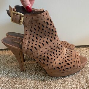 Vince Camuto Tan Leather Suede Mimi Cutout Pump Heels